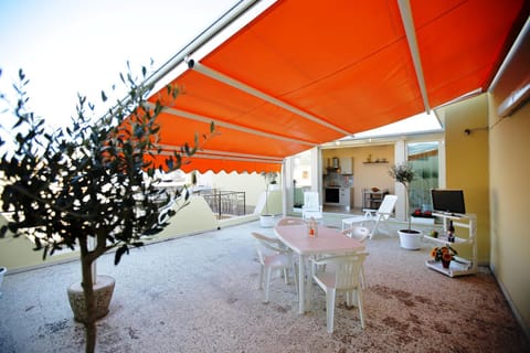 Patio, Balcony/Terrace