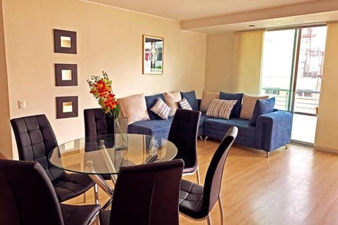 Living room, Dining area