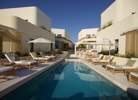 Property building, Swimming pool
