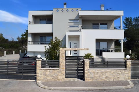 Property building, Off site, Day