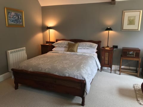The Cheese Room, self-contained cosy retreat in the Quantock Hills Apartment in Taunton Deane