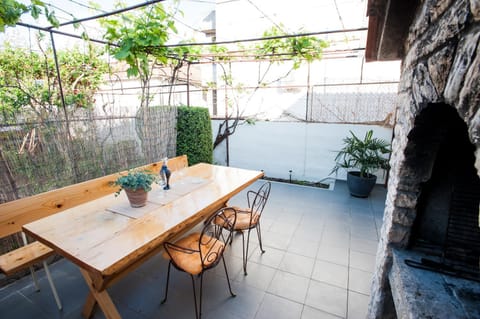 Patio, BBQ facilities, Garden, Seating area