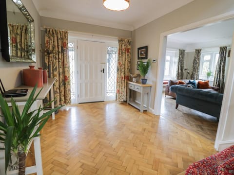 Pengwern House in Bro Garmon