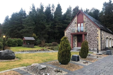 Struan Coach house in gated residence Apartment in Scotland