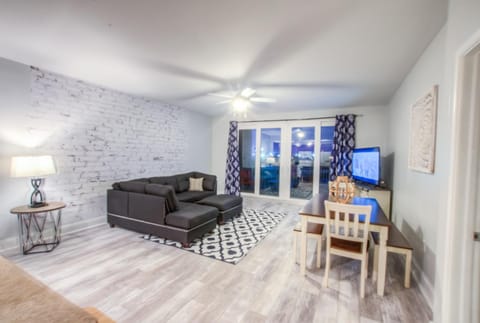 BRAND NEW!Laketown Wharf 233! Beautiful 3 BD, Great Amenities, And Great Location House in Panama City Beach