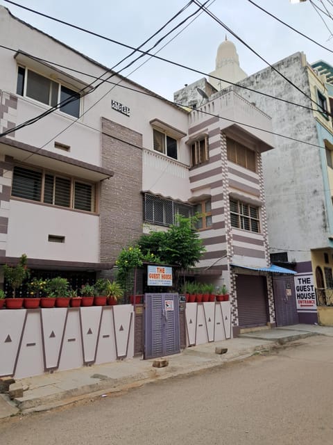 Property building, Day