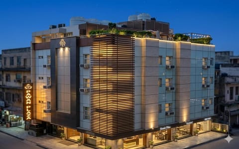 Property building, Facade/entrance