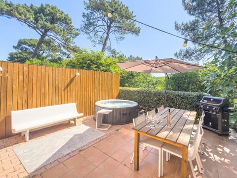 Patio, BBQ facilities, Hot Tub