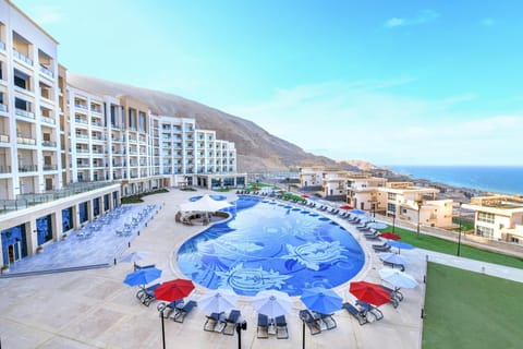 Property building, Natural landscape, Beach, Mountain view, Pool view, Sea view, Swimming pool