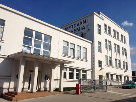 Property building, Facade/entrance, Property logo or sign