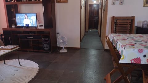 Communal lounge/ TV room, TV and multimedia, Living room, Dining area