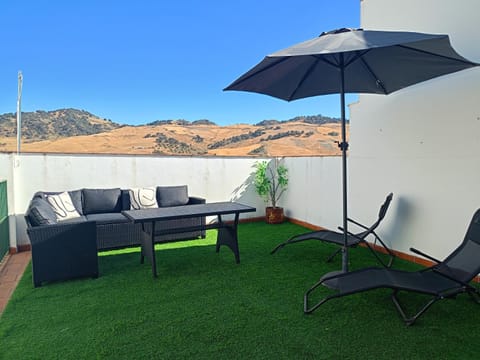 Day, Natural landscape, Balcony/Terrace, Mountain view, sunbed