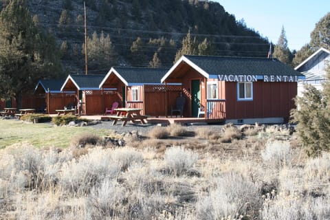 Property building, Neighbourhood