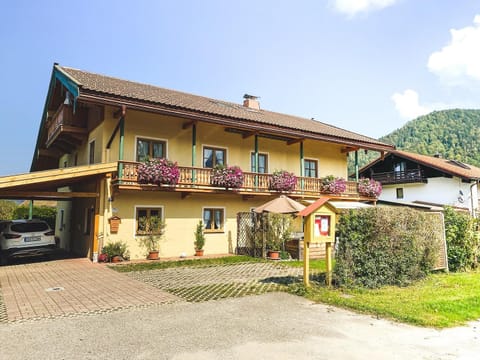 Ferienwohnung Thullner inkl. Chiemgaukarte Apartment in Ruhpolding
