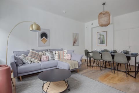 Living room, Seating area, Dining area