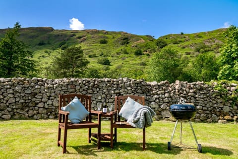 Spring, Day, Natural landscape, Summer, BBQ facilities, Garden, Garden view, Mountain view