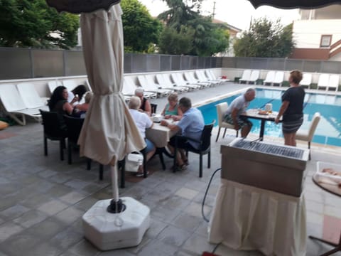 Pool view, Swimming pool