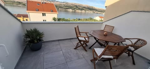 View (from property/room), Balcony/Terrace