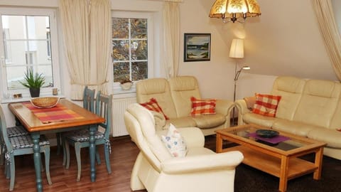 Haus "Zur Seebrücke" Lichtblick Apartment in Zingst