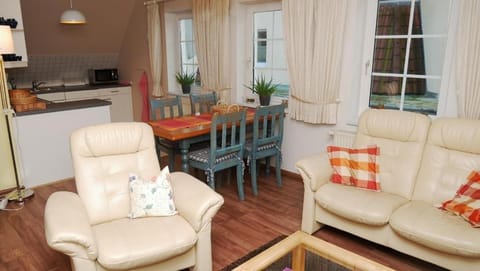 Haus "Zur Seebrücke" Lichtblick Apartment in Zingst