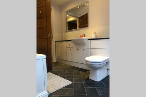 Private Coach house in gated residence Apartment in Scotland