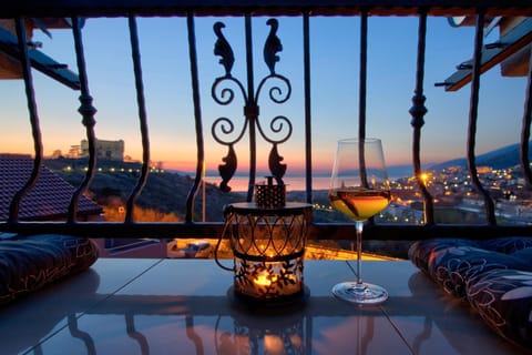 Balcony/Terrace, City view, Sea view, Sunset