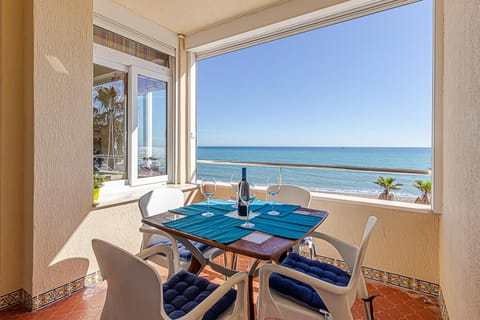 Balcony/Terrace, Alcoholic drinks