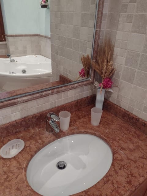 Mazzini Affittacamere Bed and Breakfast in Viareggio