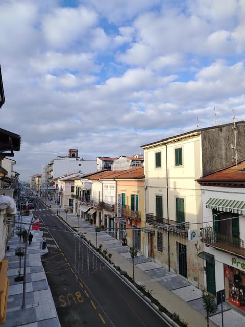 Mazzini Affittacamere Bed and Breakfast in Viareggio