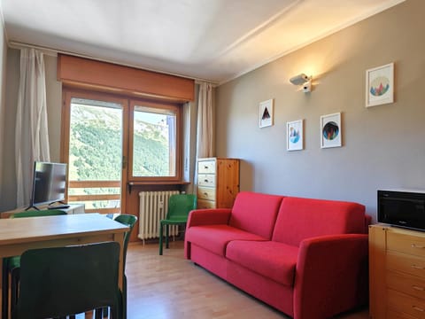 Hostdomus - Color Apartment Apartment in Sestriere