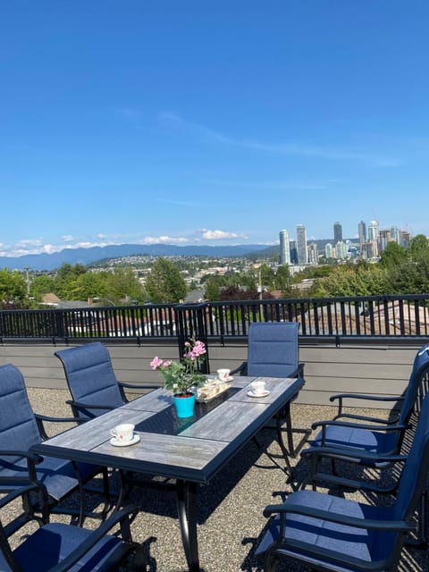 Day, Natural landscape, View (from property/room), Balcony/Terrace, Balcony/Terrace, Dining area, Mountain view