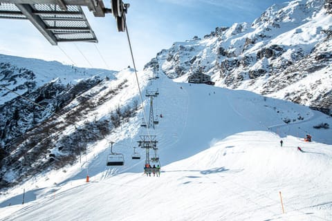 Natural landscape, Winter, Skiing, Skiing, On site