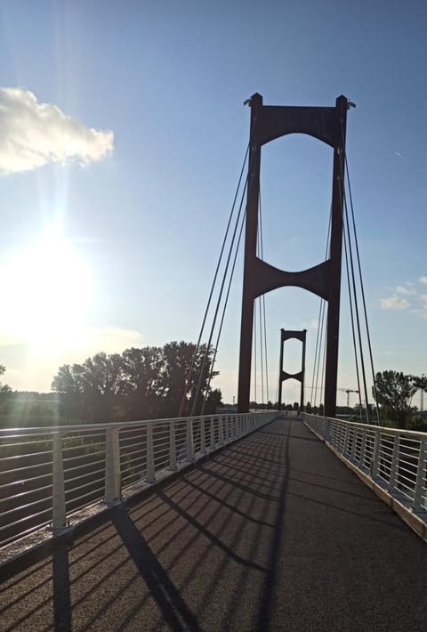 Neighbourhood, Natural landscape