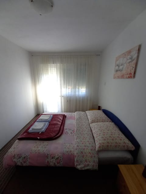 House Veljko Farm Stay in Lika-Senj County