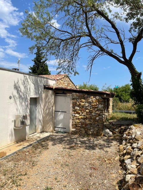 Facade/entrance, Natural landscape