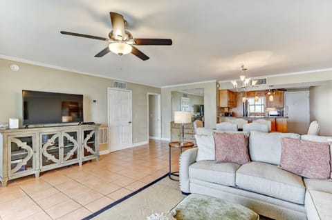 Condo with Oceanside Pool Apartment in Fernandina Beach