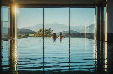 Mountain view, Swimming pool