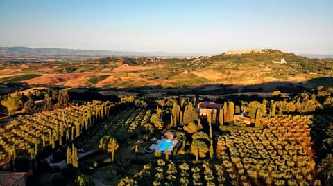 Bird's eye view, View (from property/room), Inner courtyard view