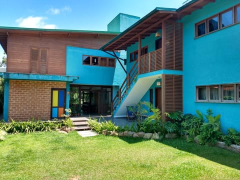 Property building, Facade/entrance, Garden