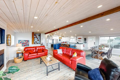 Overlook House in Newport