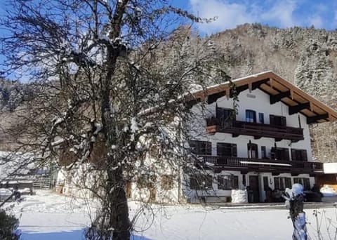 Hansenbauernhof inkl. Chiemgaukarte Farm Stay in Ruhpolding
