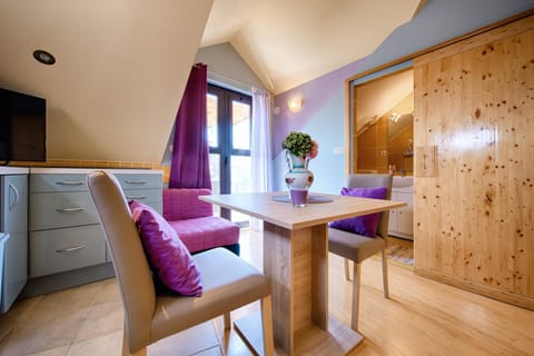 Communal lounge/ TV room, Seating area