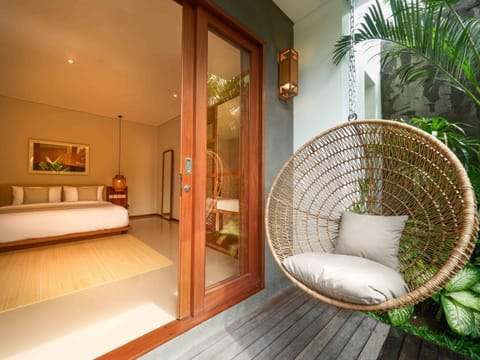 Bed, Balcony/Terrace, Bedroom