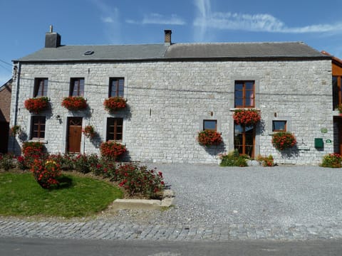 Le Clos Marie Bed and Breakfast in Wallonia, Belgium