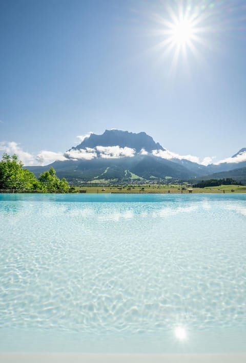 Sauna, Spa and wellness centre/facilities, Pool view, Swimming pool
