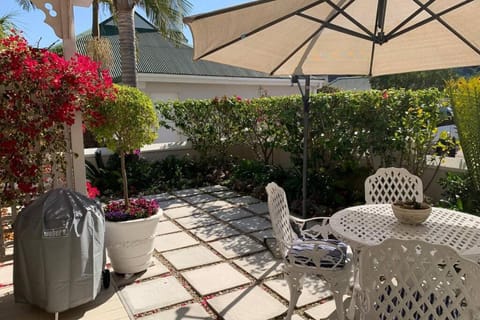 Patio, Garden, Seating area