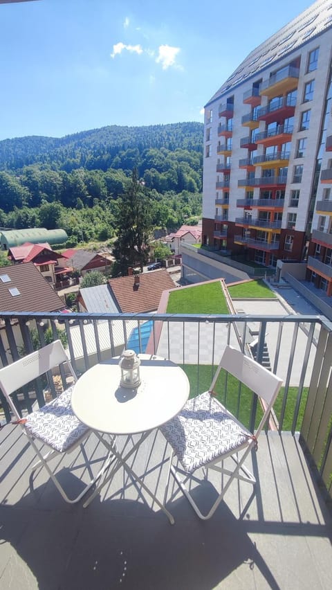 Balcony/Terrace, Dining area