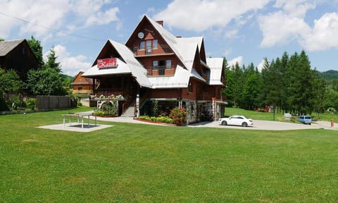 Property building, Garden, Garden view