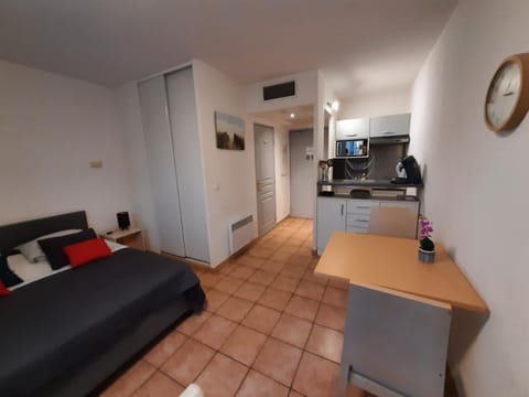 Hotel Albatros Apartment in Mouans-Sartoux