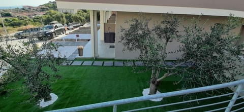 Property building, Garden, Garden view